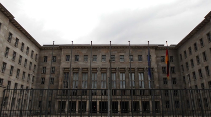 Haus der Tragödien: das ehemalige Reichsluftfahrtministerium